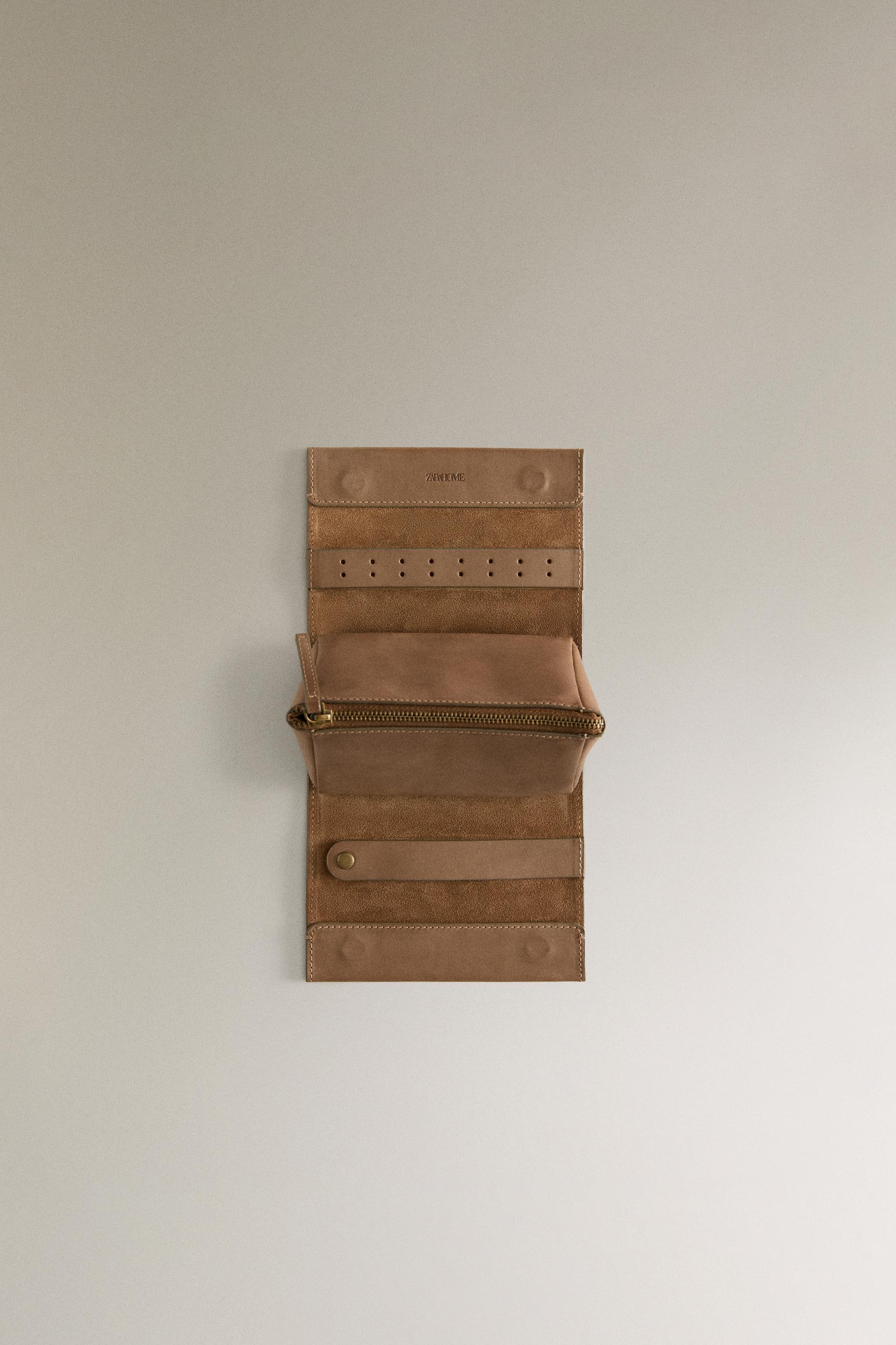 TRAVEL LEATHER JEWELRY BAG